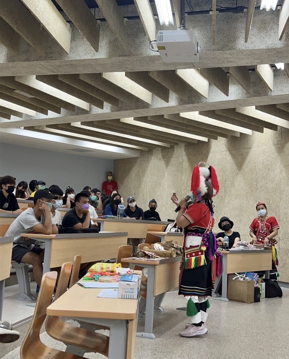 介紹原住民傳統古物