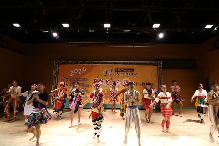 第一屆及第二屆舞蹈演出